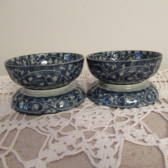 2 piece set Japanese handleless porcelain transfer ware set - Picture 1 of 9